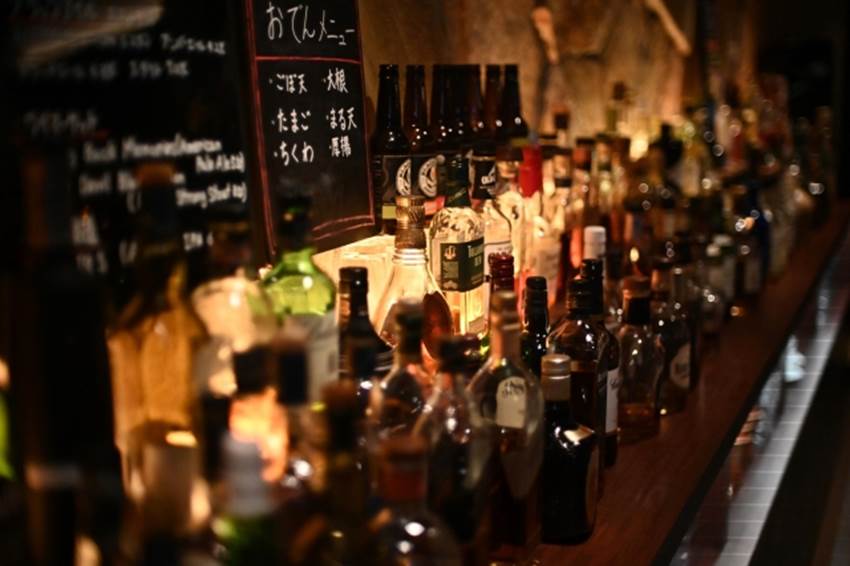 ウイスキープロフェッショナル資格取得は独学でも可能? テキストや参考書は? 学習時間や試験形式もチェック!まとめ